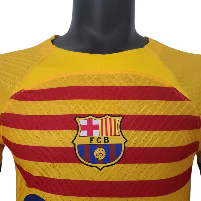 Camisa Barcelona IV (Fourth) 23/24 - Jogador Masculina - Amarelo - Manto Elegante