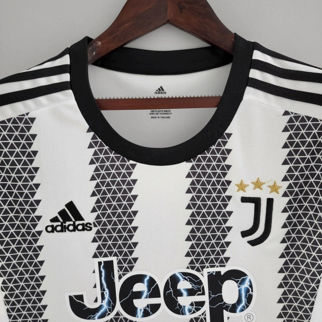 Camisa Juventus I (Home) 22/23 - Torcedor Feminina - Preto e Branco - Manto Elegante