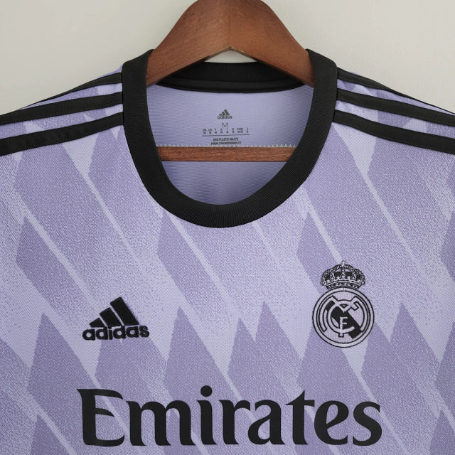 Camisa Real Madrid II (Away) 22/23 - Torcedor Masculina - Roxo - Manto Elegante