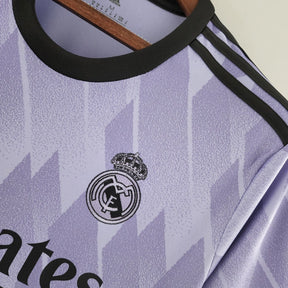 Camisa Real Madrid II (Away) 22/23 - Torcedor Masculina - Roxo - Manto Elegante