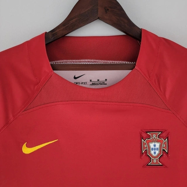 Camisa Seleção de Portugal I (Home) 2022 - Torcedor Feminina - Vermelho e Verde - Manto Elegante