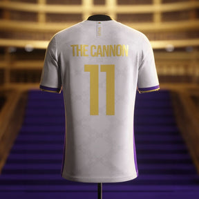 Camisa "Legends Of Madrid" 24/25 - Bale #11 THE CANNON - Edição Especial Trio BBC - Torcedor Masculina - Branco