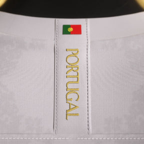Camisa "Legends Of Madrid" 24/25 - CR7 #7 THE SIU - Edição Especial Trio BBC - Torcedor Masculina - Branco