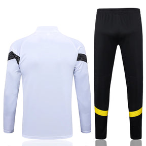 Conjunto Borussia Dortmund 23/24 - Masculino - Branco - Manto Elegante