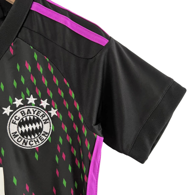 Conjunto Infantil Bayern de Munique II (Away) 23/24 - Preto - Manto Elegante