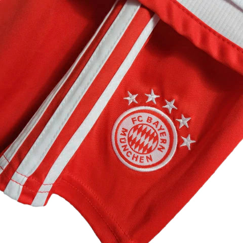 Conjunto Infantil Bayern de Munique I (Home) 23/24 - Branco - Manto Elegante