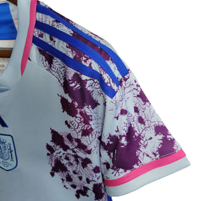 Camisa Seleção da Espanha II (Away) 23/24 - Torcedor Feminina - Branco, Azul e Rosa - Manto Elegante