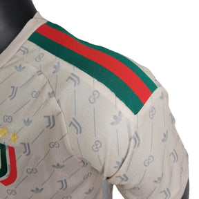 Camisa Juventus Edição Especial GUCCI 24/25 - Jogador Masculina - Bege