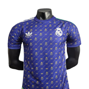 Camisa Real Madrid Edição Especial GUCCI 24/25 - Jogador Masculina - Azul